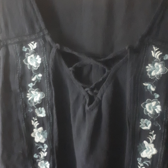 Hollister womans top - Picture 4 of 6